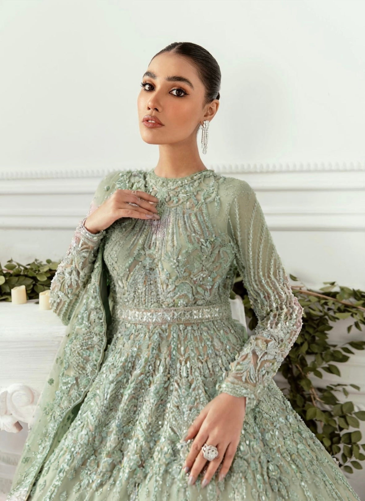 AKBAR ASLAM - HYACINTH